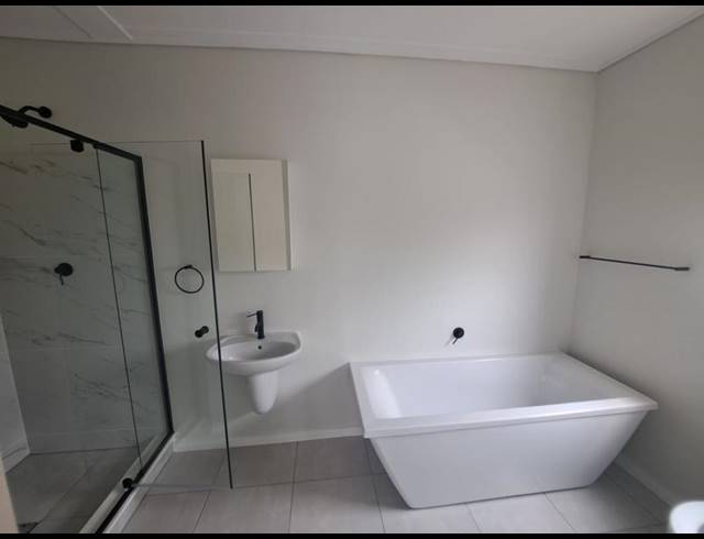 2 BEDROOM PROPERTY TO RENT IN BLYDE RIVERWALK ESTATE